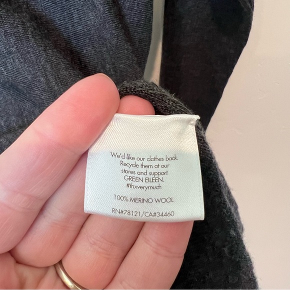 Eileen Fisher NWT 100% Merino Wool Gray Long Sleeve Top Size Medium Sequin - Picture 6 of 10